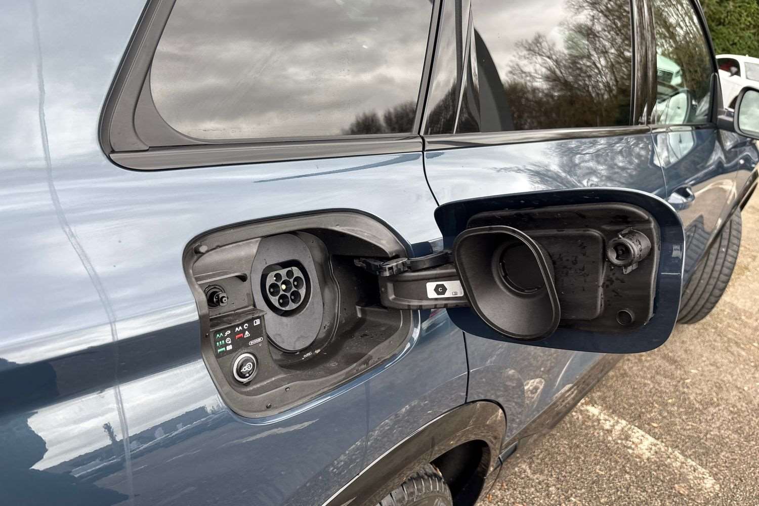 Used Audi Q6 e-tron 2025 for sale - 77112411: Photo 31