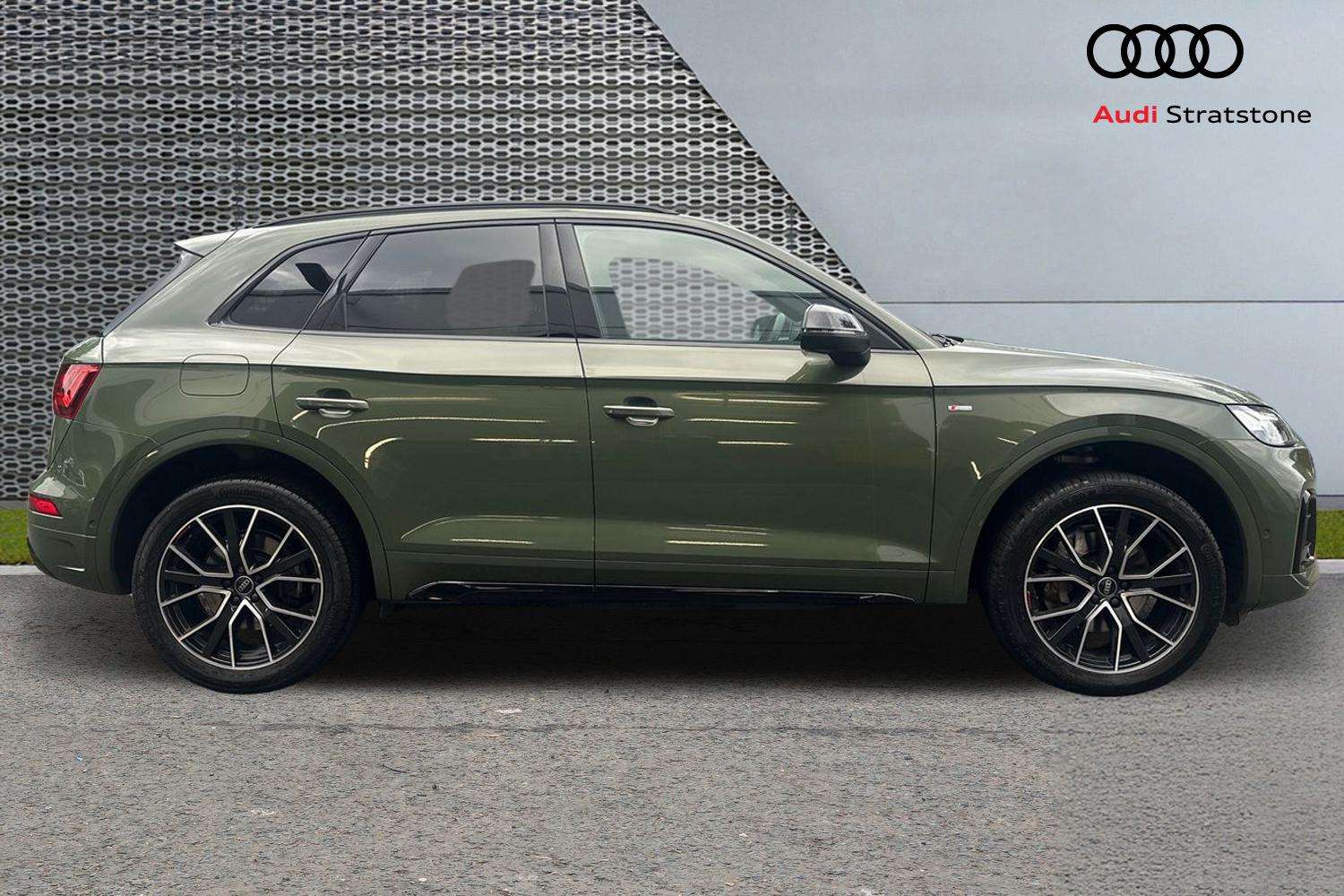 Used Audi Q5 2023 for sale - 76125955: Photo 4