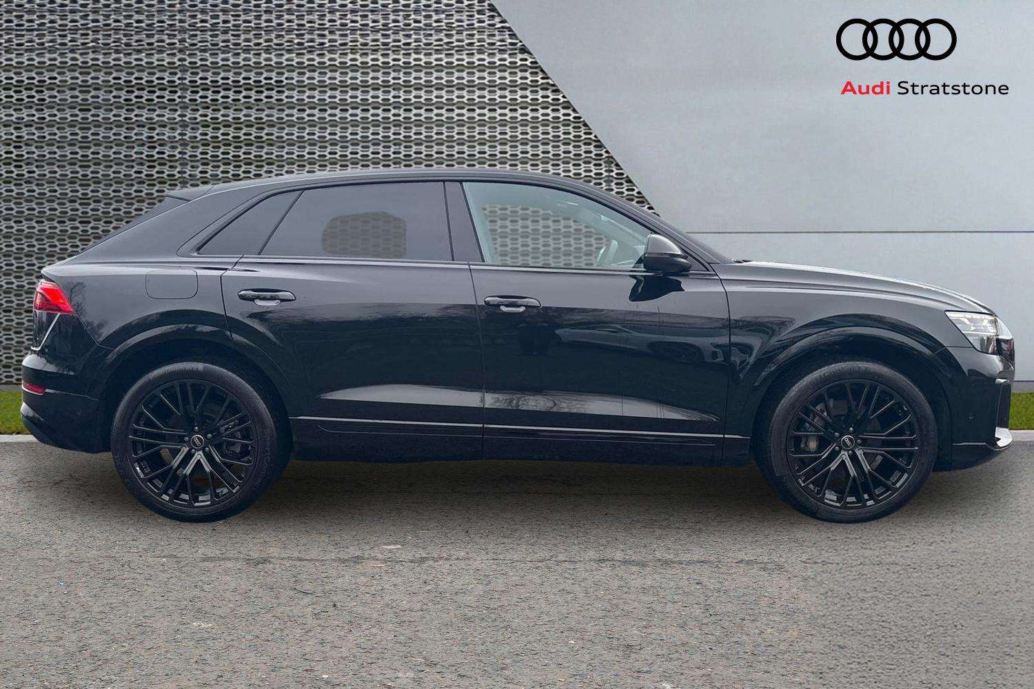 Used Audi Q8 2024 for sale - 77178898: Photo 4