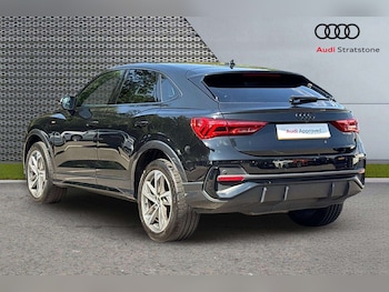 Used Audi Q3 2023 for sale - 79193200: Photo