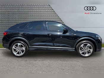 Used Audi Q3 2023 for sale - 79193200: Photo