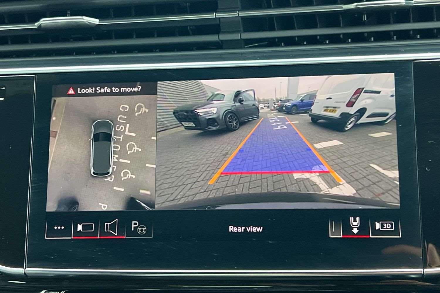 Used Audi Q7 2025 for sale - 77928652: Photo 33