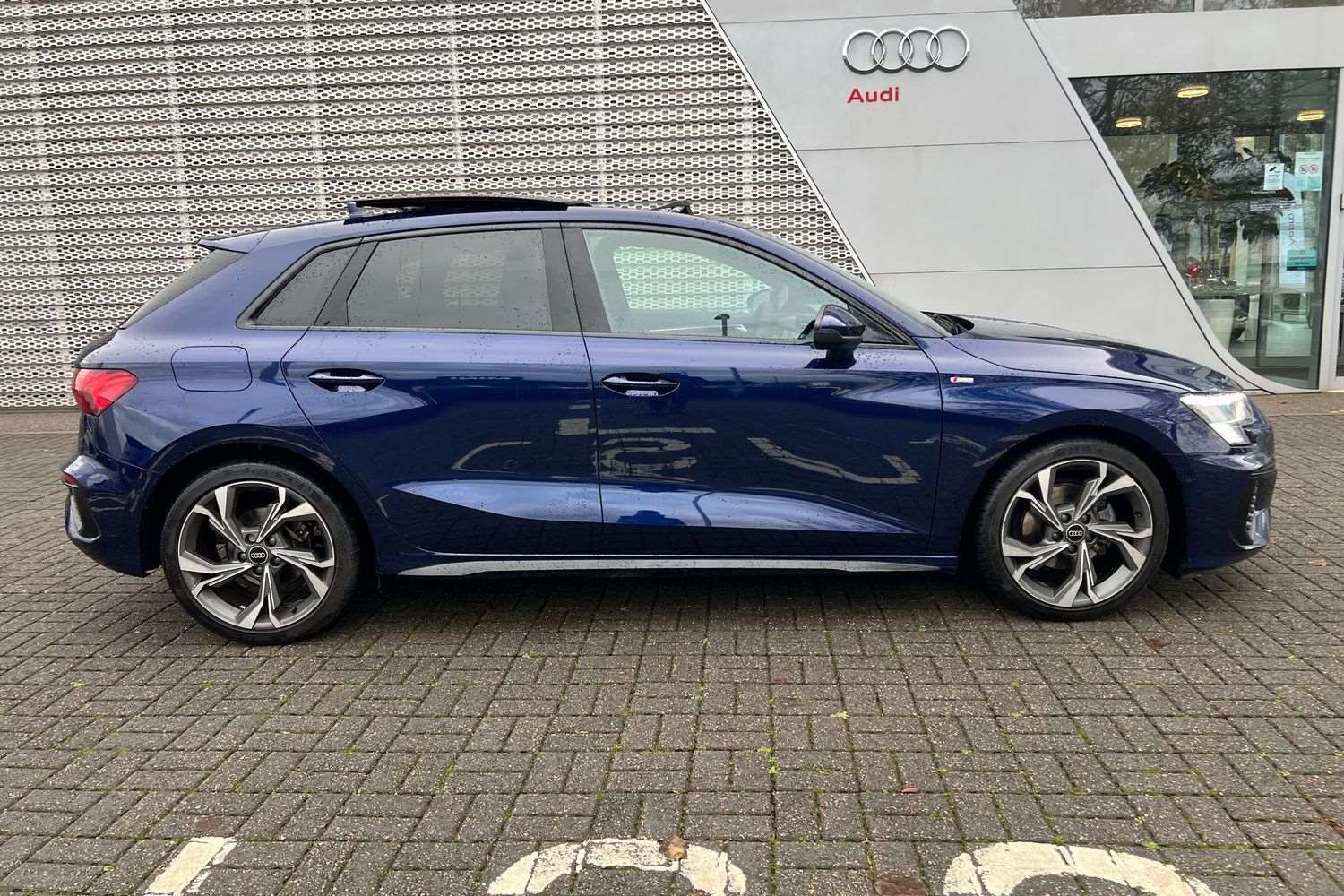 Used Audi A3 2023 for sale - 76978798: Photo 4