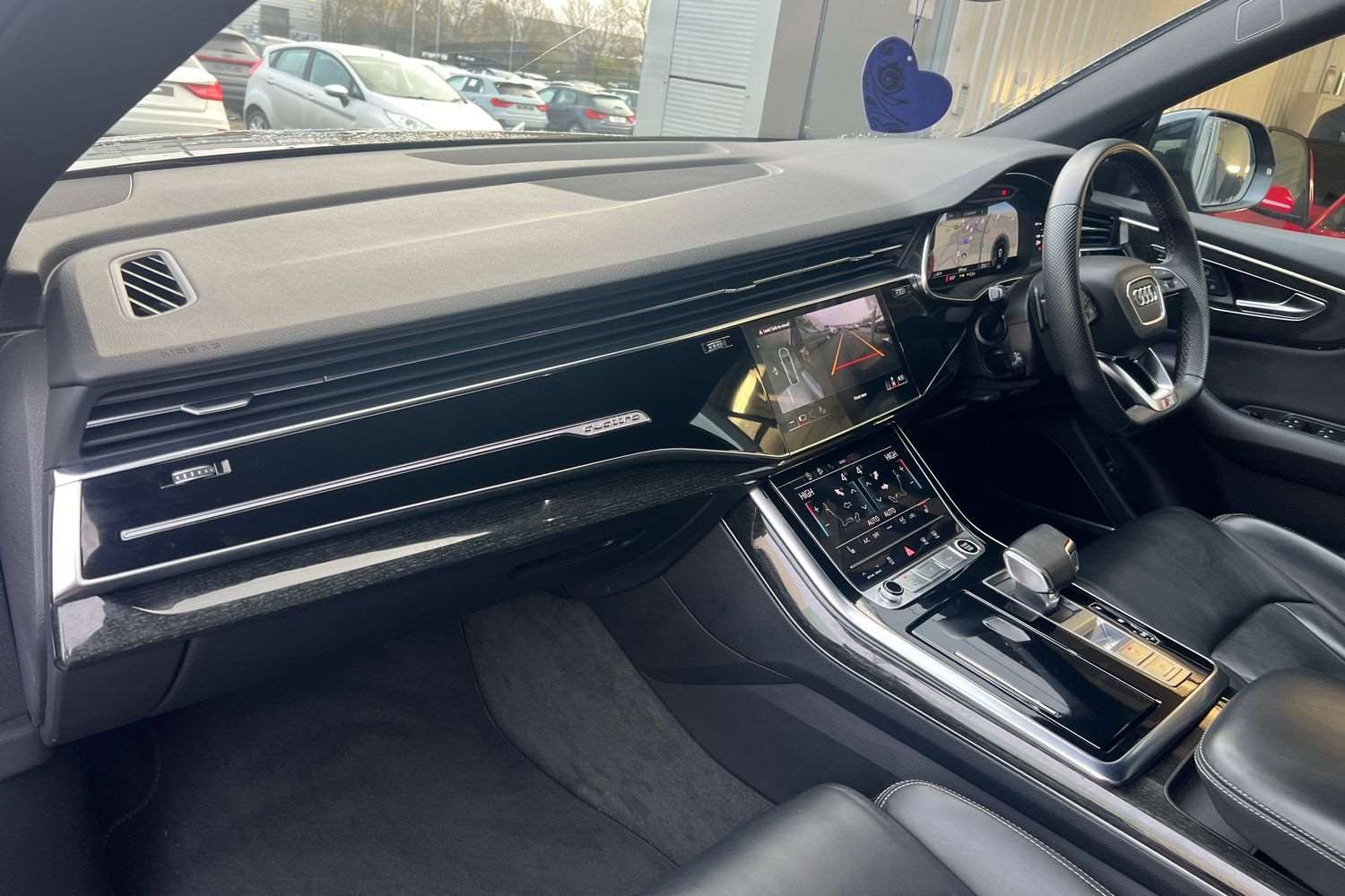 Used Audi Q8 2021 for sale - 76804870: Photo 2