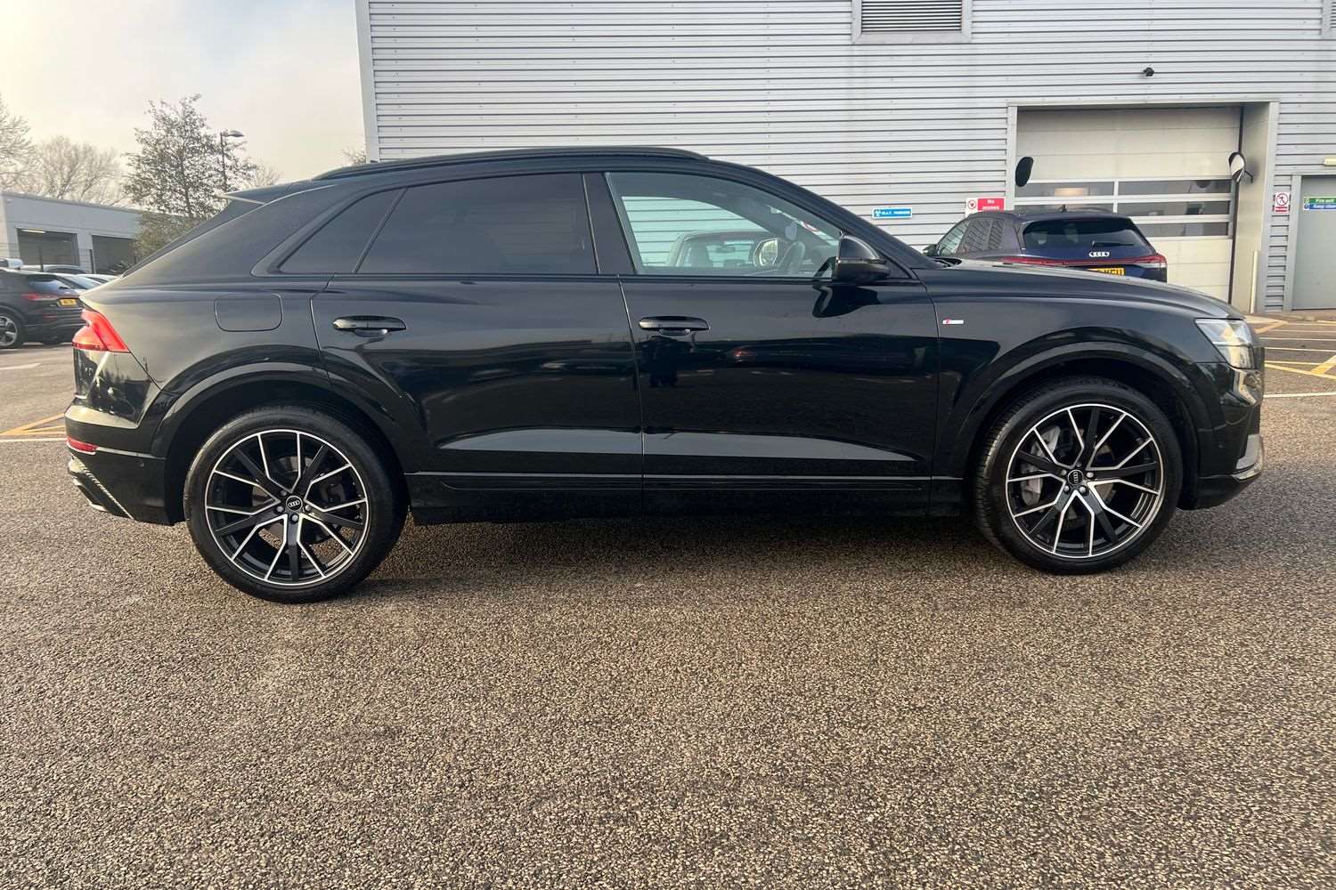 Used Audi Q8 2021 for sale - 76804870: Photo 4