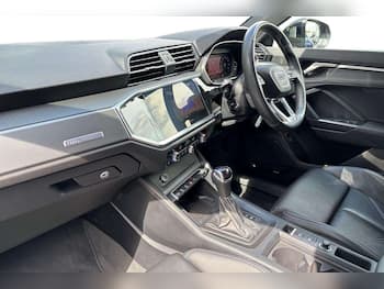 Used Audi Q3 2023 for sale - 79523654: Photo