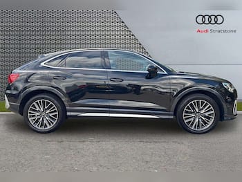 Used Audi Q3 2023 for sale - 79523654: Photo