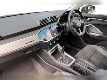 Used Audi Q3 2022 for sale - 79052007: Photo