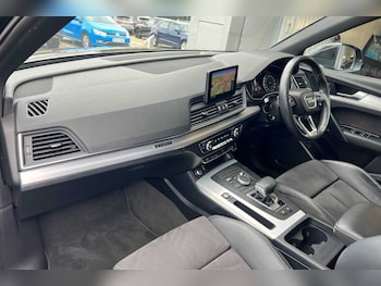 Used Audi Q5 2018 for sale - 75903260: Photo