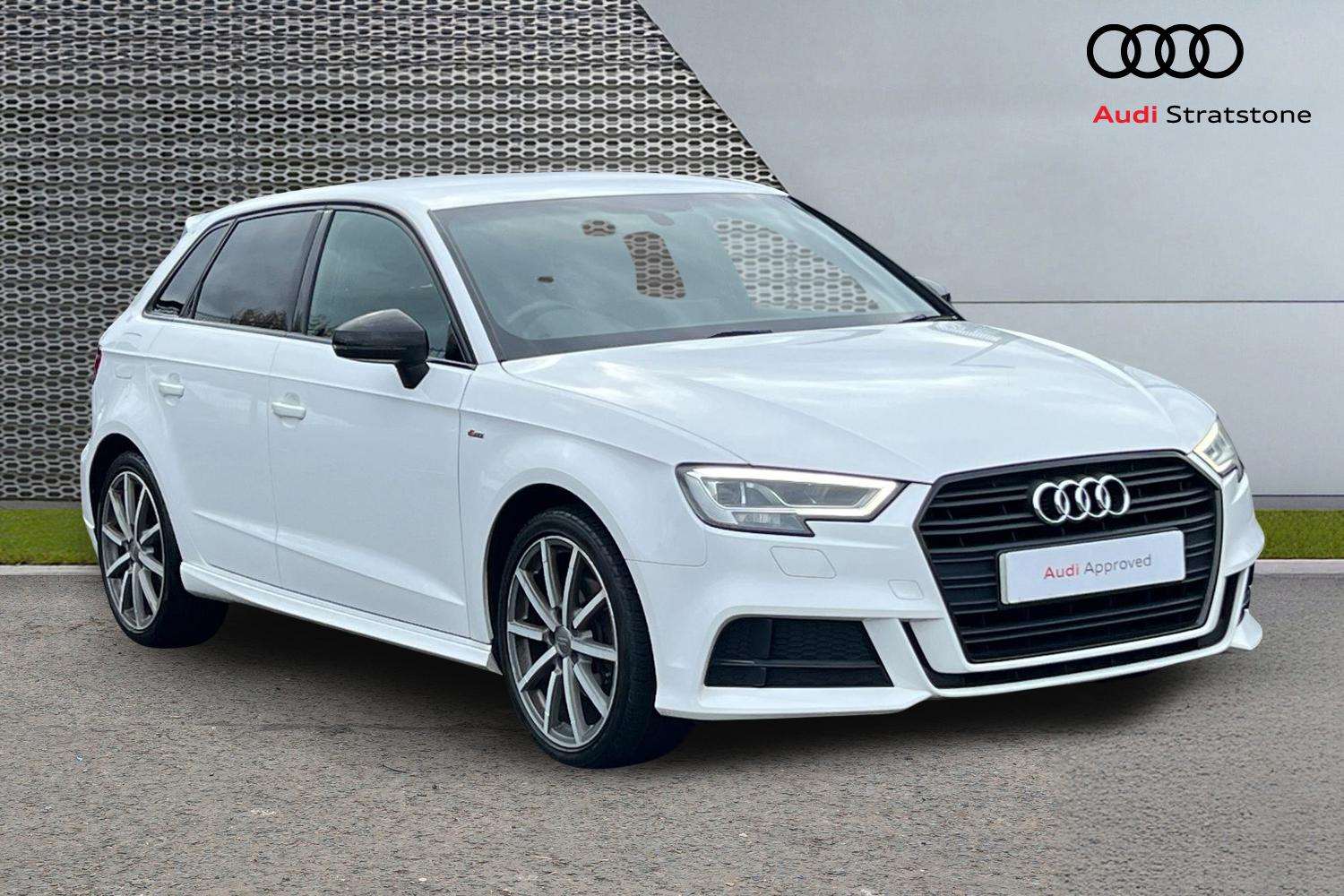 Used Audi A3 2017 for sale - 76362579: Photo 1