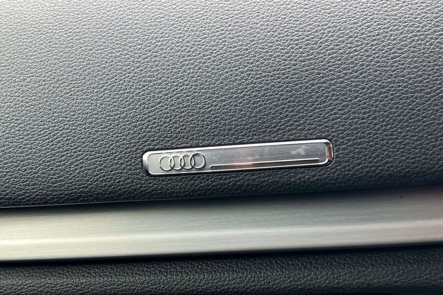 Used Audi A3 2017 for sale - 76362579: Photo 33