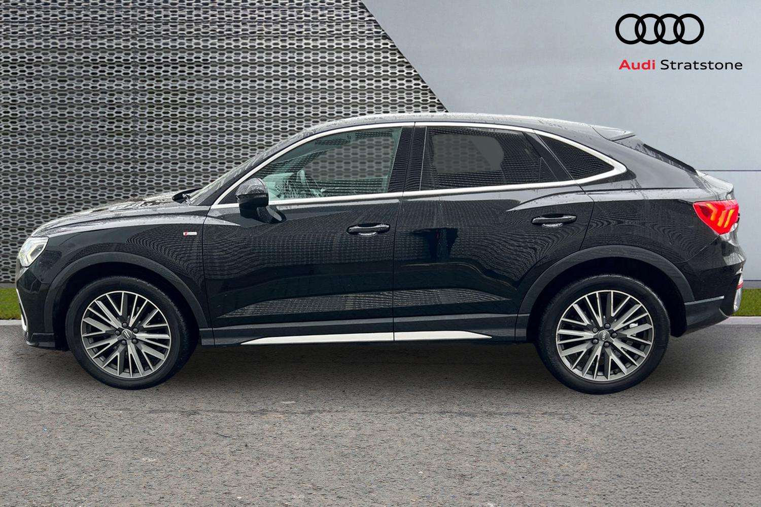 Used Audi Q3 2020 for sale - 77000287: Photo 8