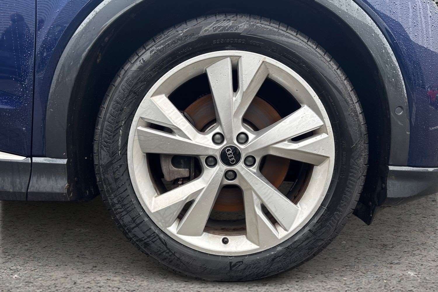 Used Audi Q4 e-tron 2023 for sale - 77000208: Photo 5