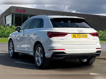 Used Audi Q3 2023 for sale - 74717154: Photo