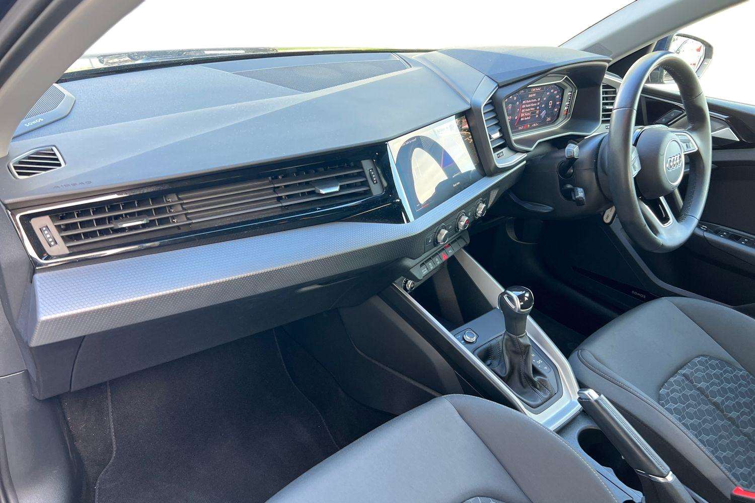 Used Audi A1 2023 for sale - 76063368: Photo 2