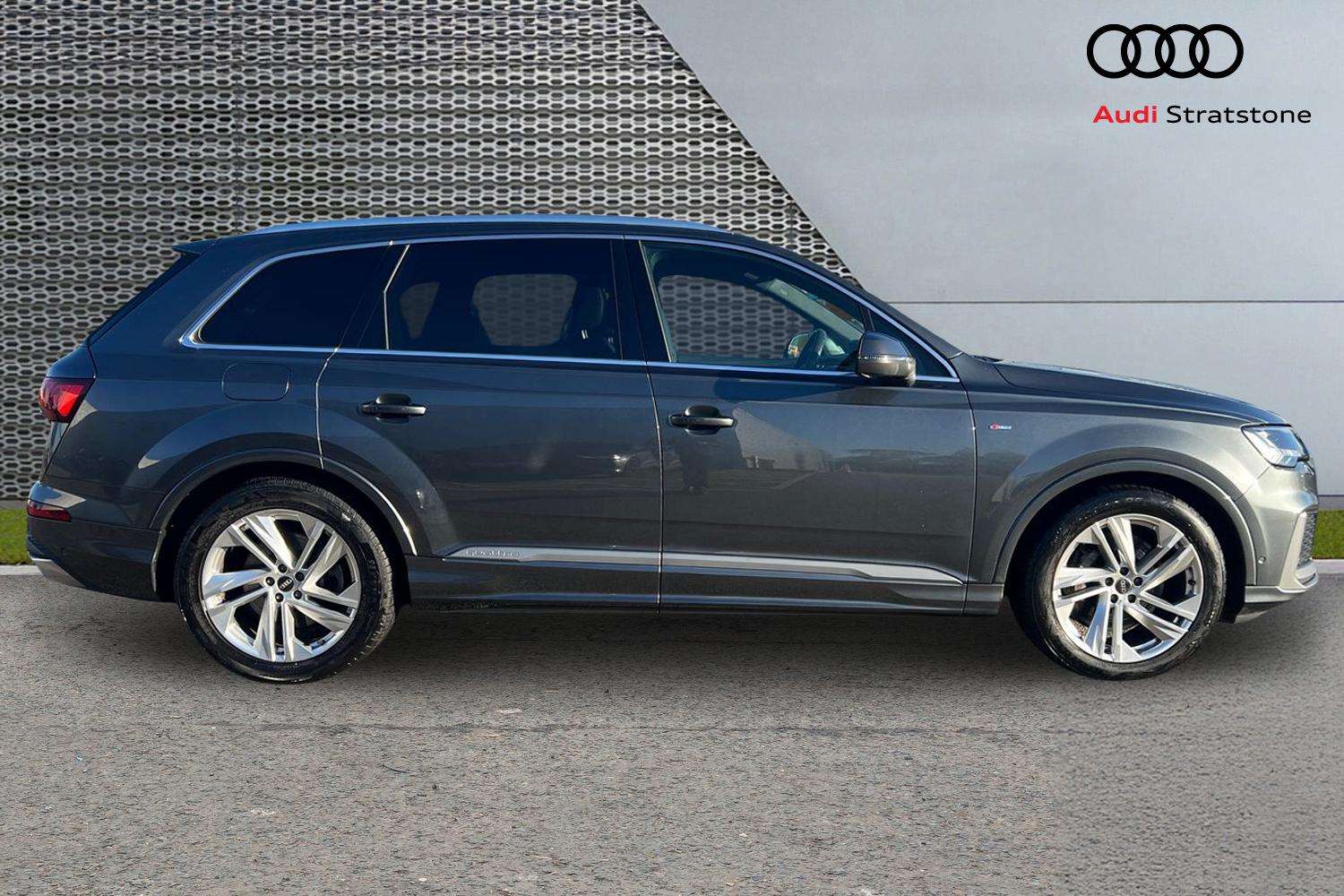Used Audi Q7 2023 for sale - 76804850: Photo 4