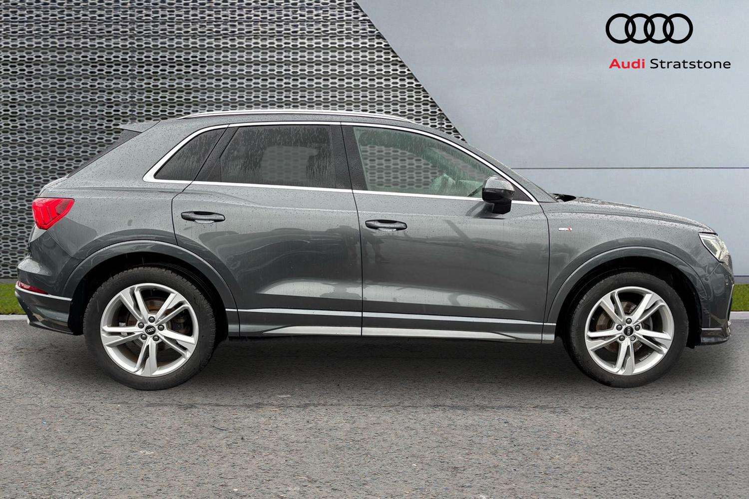 Used Audi Q3 2021 for sale - 78060235: Photo 4