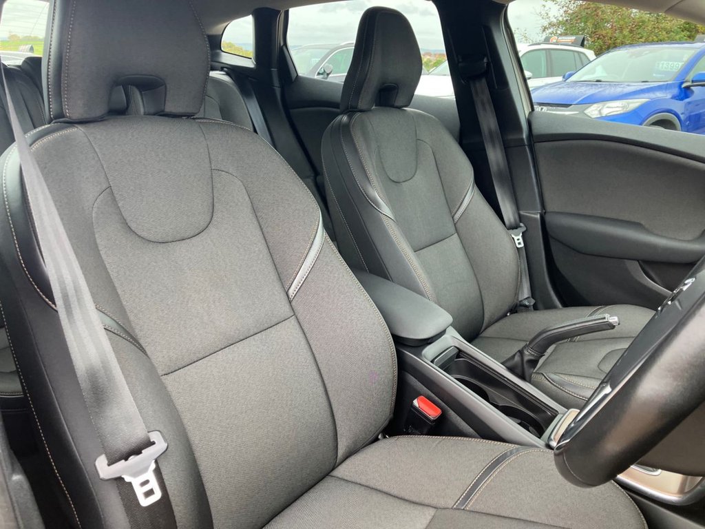 Used Volvo V40 2017 for sale - 76417059: Photo 15