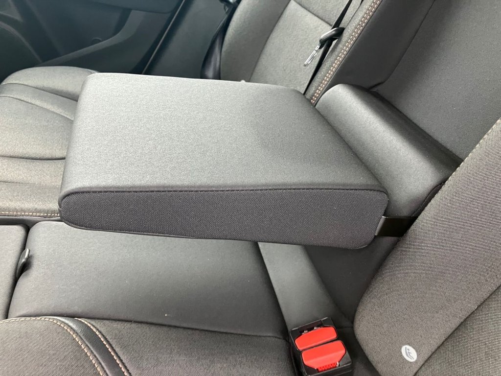 Used Volvo V40 2017 for sale - 76417059: Photo 20