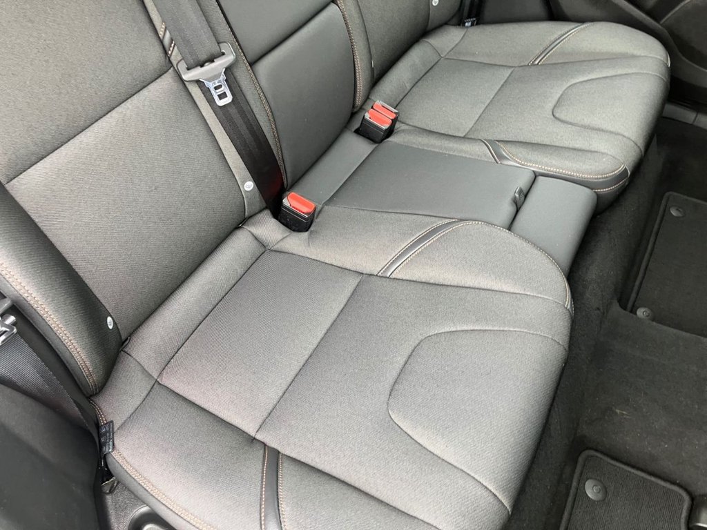 Used Volvo V40 2017 for sale - 76417059: Photo 21