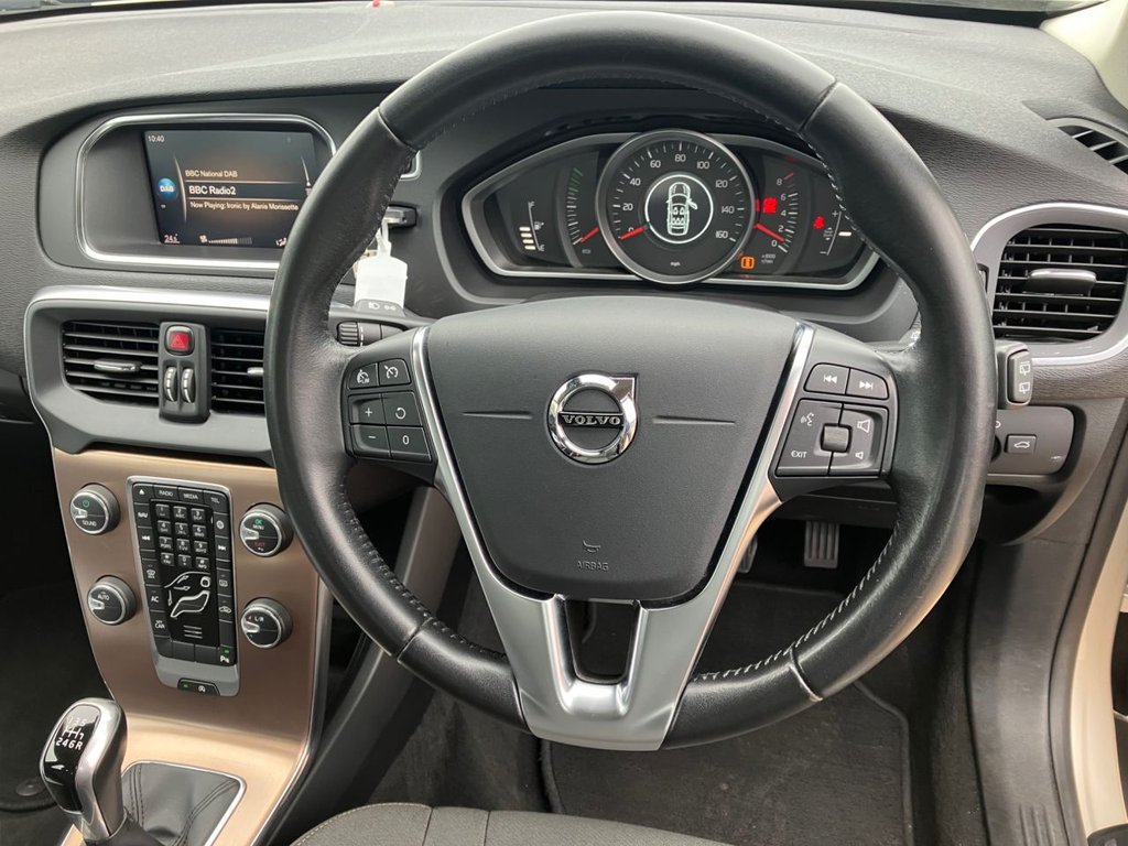 Used Volvo V40 2017 for sale - 76417059: Photo 29