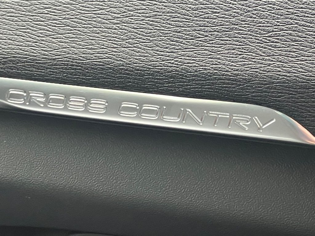 Used Volvo V40 2017 for sale - 76417059: Photo 37