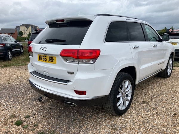 Used Jeep Grand Cherokee 2016 for sale - 75798765: Photo 2