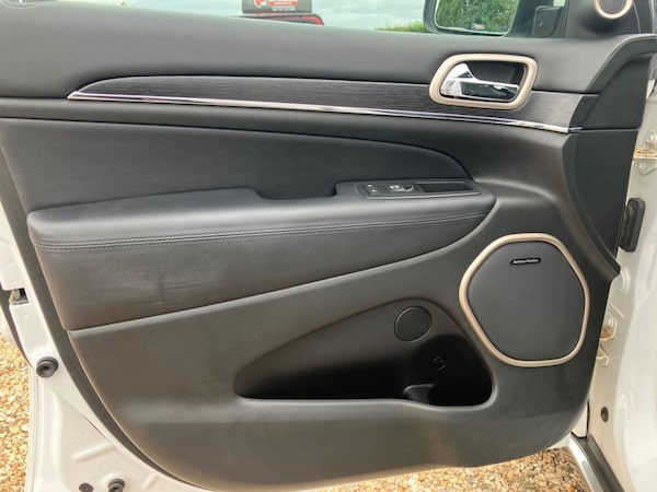 Used Jeep Grand Cherokee 2016 for sale - 75798765: Photo 49