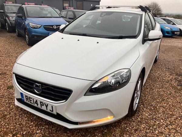 Used Volvo V40 2014 for sale - 75770509: Photo 11