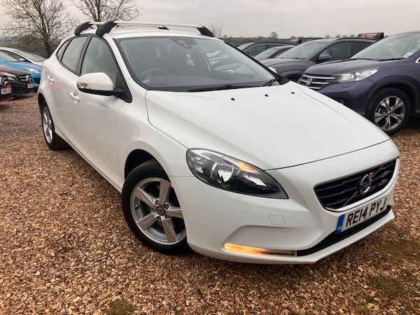 Used Volvo V40 2014 for sale - 75770509: Photo 1