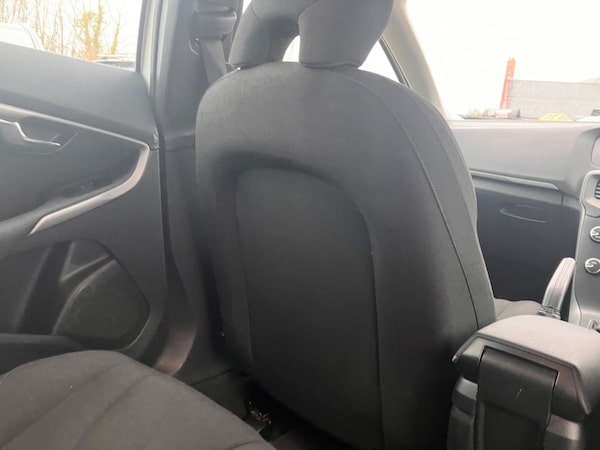 Used Volvo V40 2014 for sale - 75770509: Photo 38
