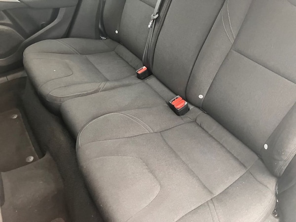 Used Volvo V40 2014 for sale - 75770509: Photo 44