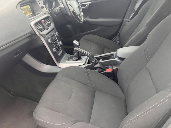 Used Volvo V40 2014 for sale - 75770509: Photo 48