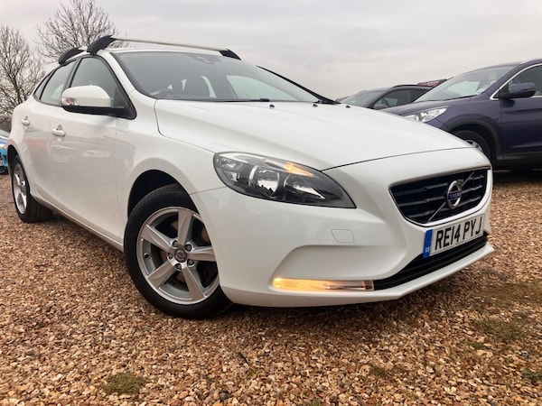 Used Volvo V40 2014 for sale - 75770509: Photo 7