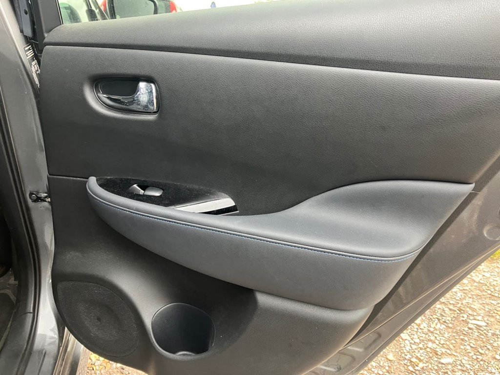 Used Nissan Leaf 2022 for sale - 76417298: Photo 36