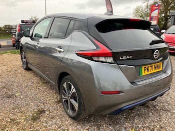 Used Nissan Leaf 2022 for sale - 76417298: Photo