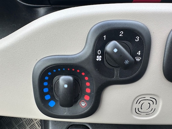 Used Fiat Panda 2015 for sale - 76267126: Photo 24
