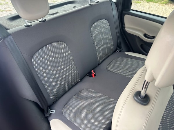 Used Fiat Panda 2015 for sale - 76267126: Photo 32