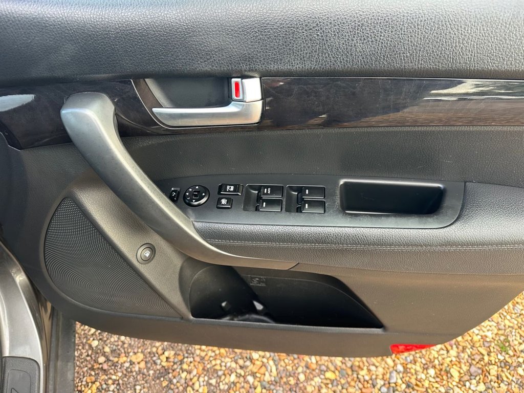 Used Kia Sorento 2013 for sale - 76173321: Photo 19