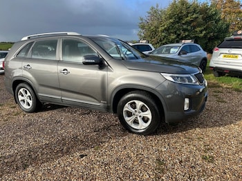 Used Kia Sorento 2013 for sale - 76173321: Photo 2