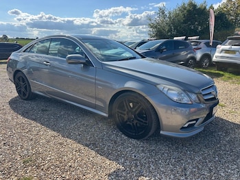 Mercedes-Benz - E-Class