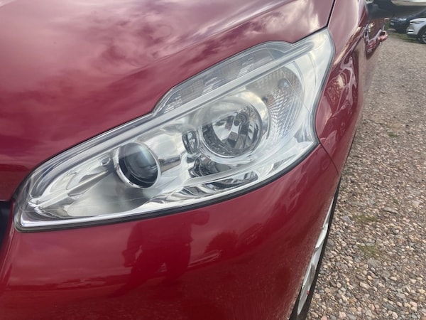 Used Peugeot 208 2015 for sale - 76267269: Photo 12