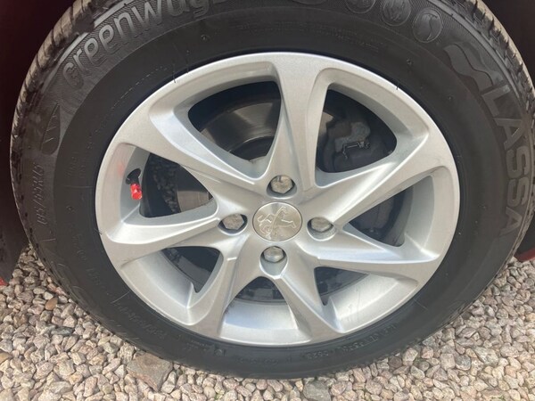 Used Peugeot 208 2015 for sale - 76267269: Photo 17