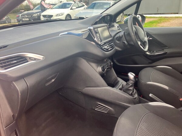 Used Peugeot 208 2015 for sale - 76267269: Photo 19