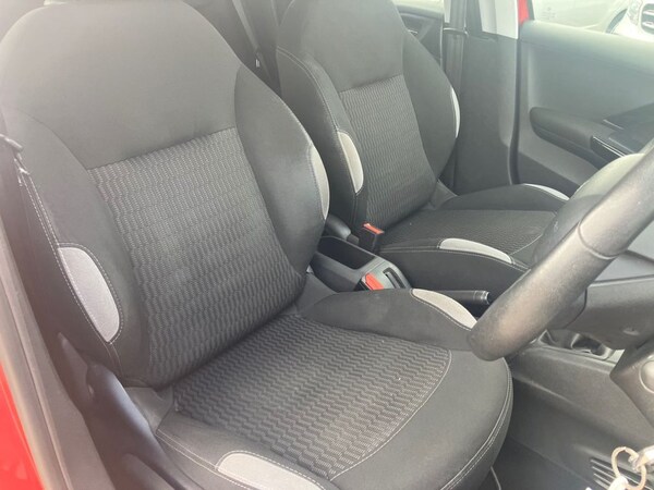 Used Peugeot 208 2015 for sale - 76267269: Photo 39