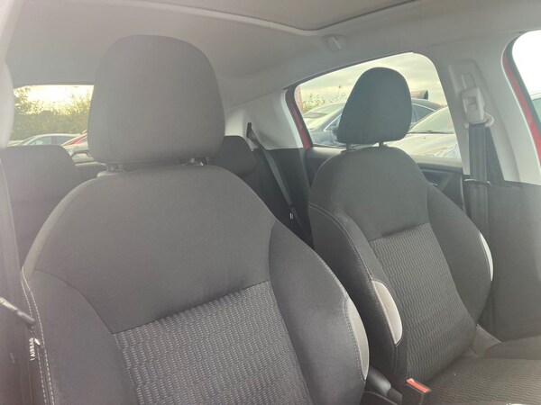Used Peugeot 208 2015 for sale - 76267269: Photo 43