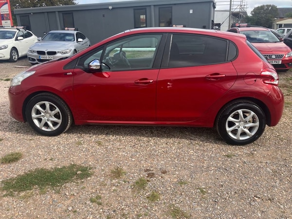Used Peugeot 208 2015 for sale - 76267269: Photo 7