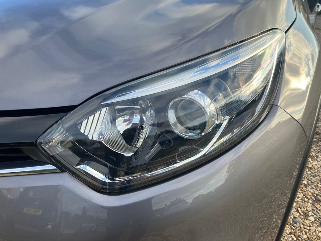 Used Renault Captur 2017 for sale - 76267291: Photo 10
