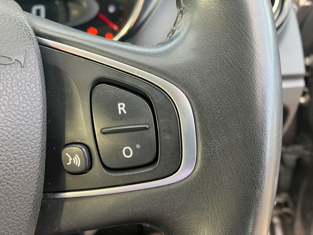 Used Renault Captur 2017 for sale - 76267291: Photo 45