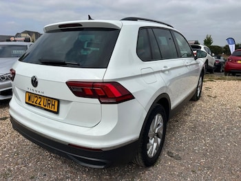 Volkswagen - Tiguan